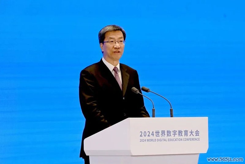 探索数字货币在职业教育中的应用：如何满足未来技能的需求_数字货币的应用场景探索_数字货币应用了哪些关键技术